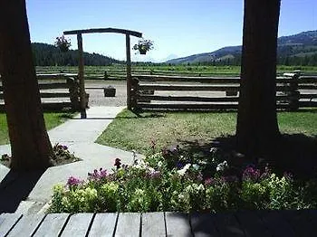 Resort The Turpin Meadow Ranch